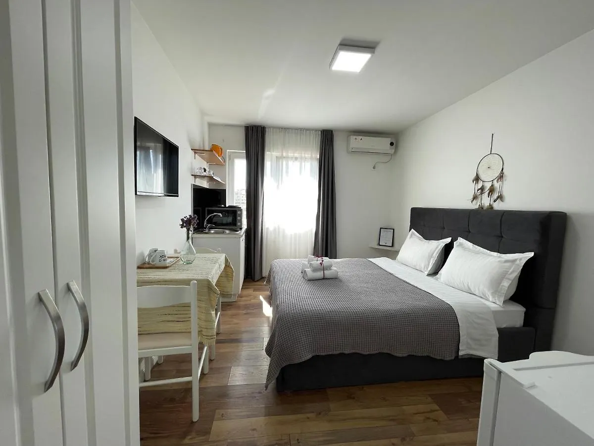 Hotel apartamentowy Central Studio Apartments Tirana