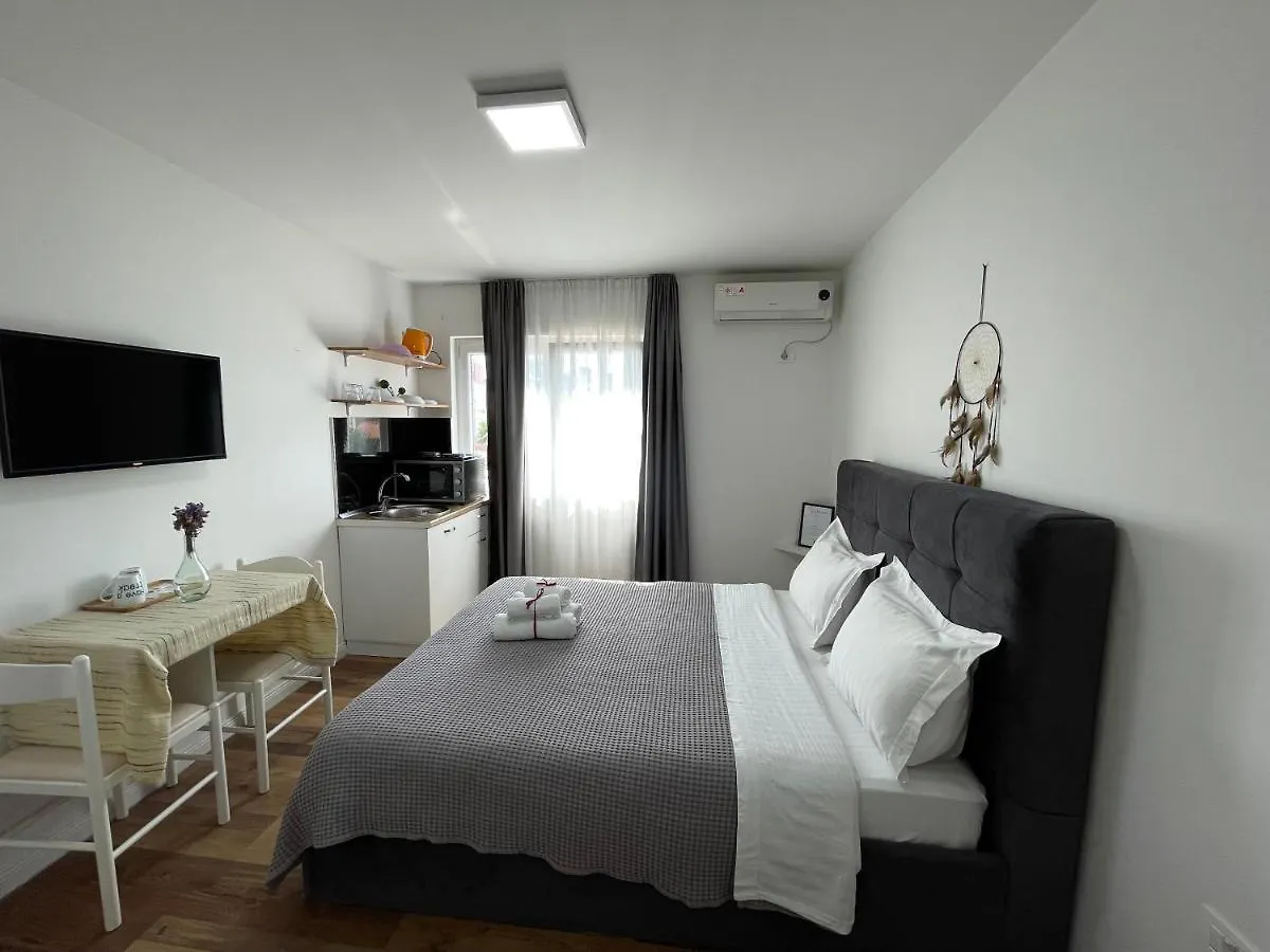 Hotel apartamentowy Central Studio Apartments Tirana