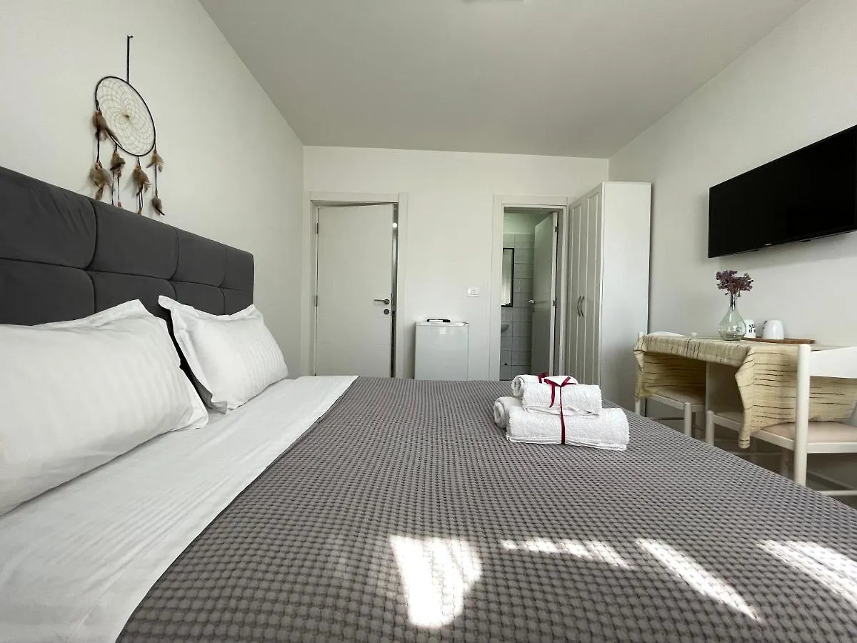 Hotel apartamentowy Central Studio Apartments Tirana